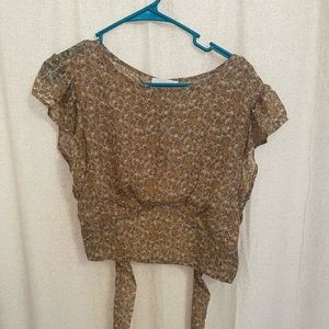 Cropped open back tie shirt